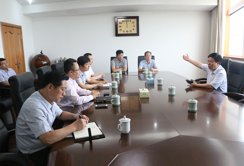 平顶山市委副书记、市长周斌会见华耀城集团总裁赵立东一行